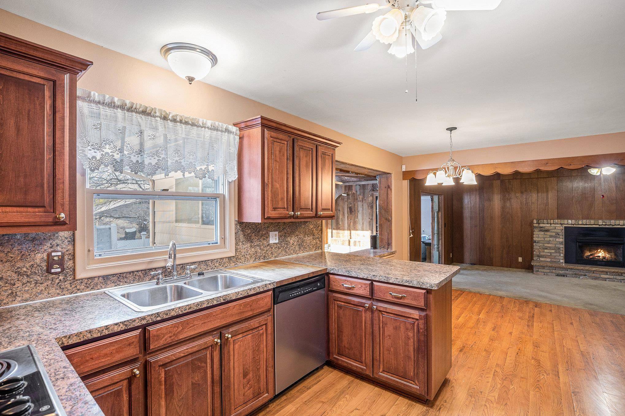 Grand Blanc, MI 48439,1384 Wagon Wheel LN