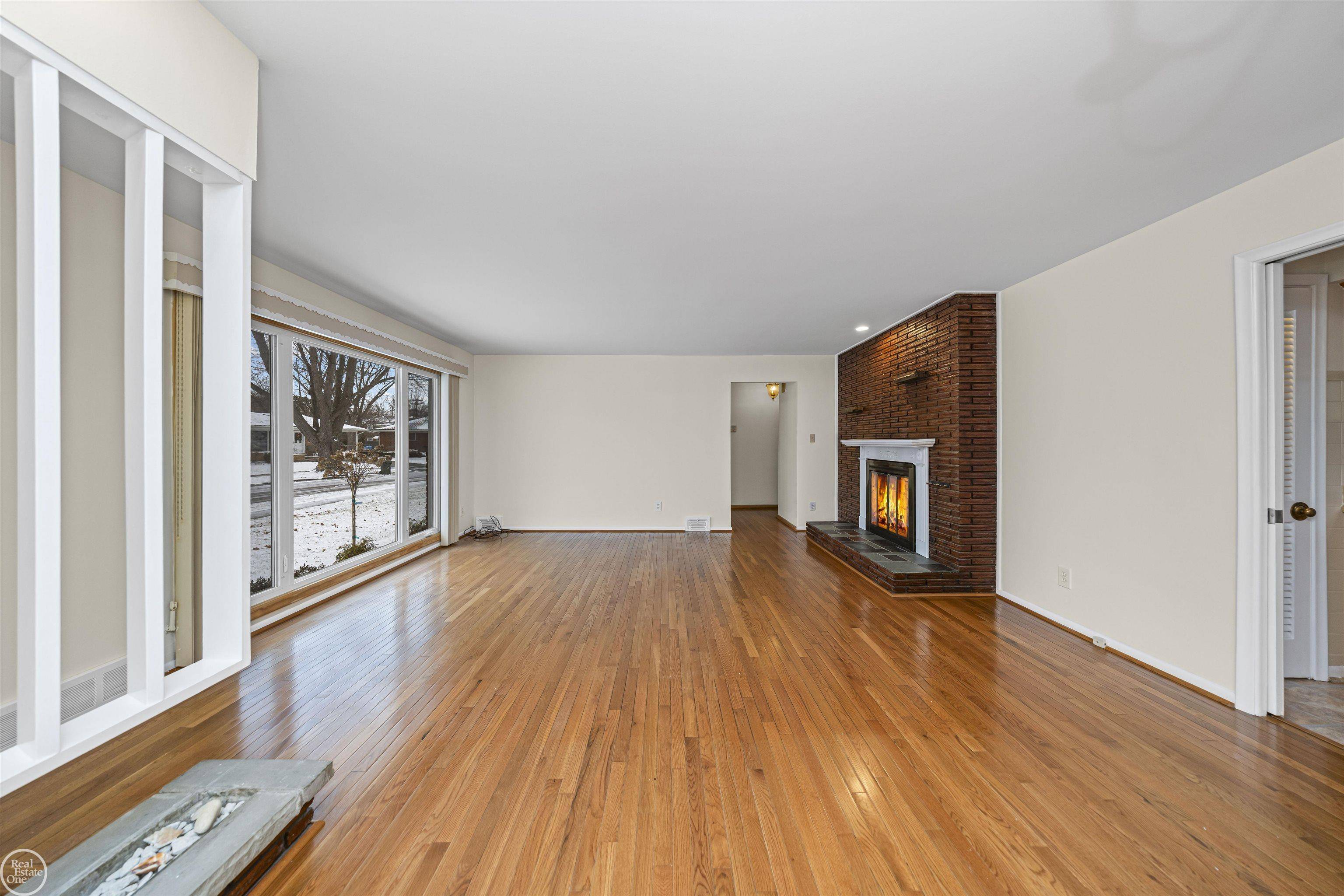 Saint Clair Shores, MI 48080,22506 Norcrest DR