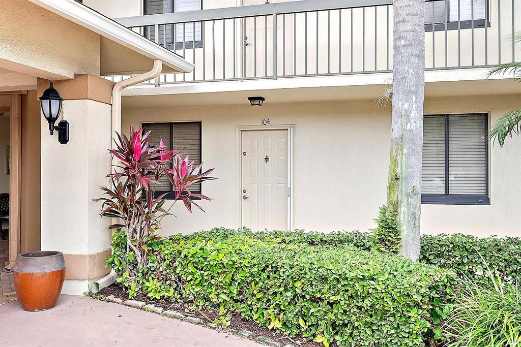 Jupiter, FL 33477,2501 Marina Isle Way #104