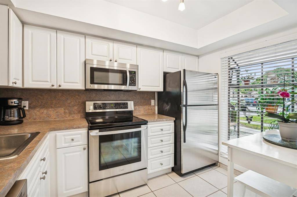 Deerfield Beach, FL 33442,2249 SW 15th St #185