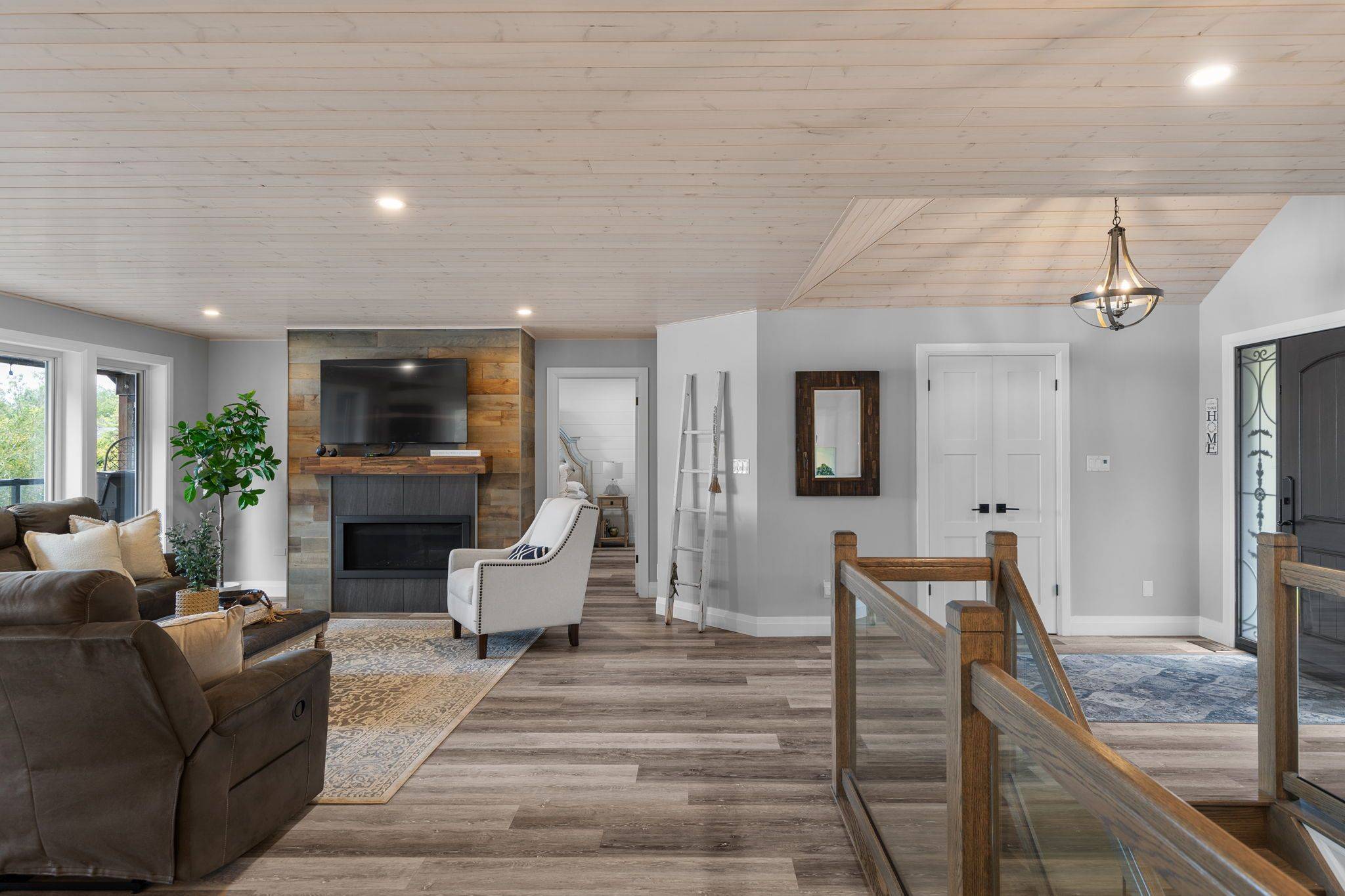 Oro-medonte, ON L3V 6H1,241 Eight Mile PT