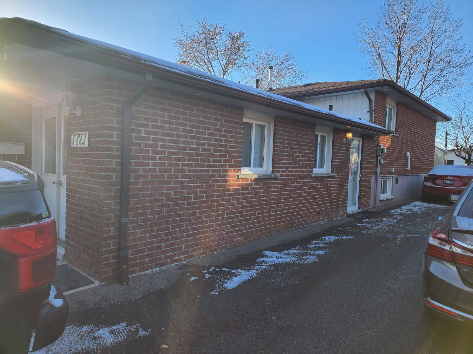 Mississauga, ON L4T 3L9,7727 Kittridge DR