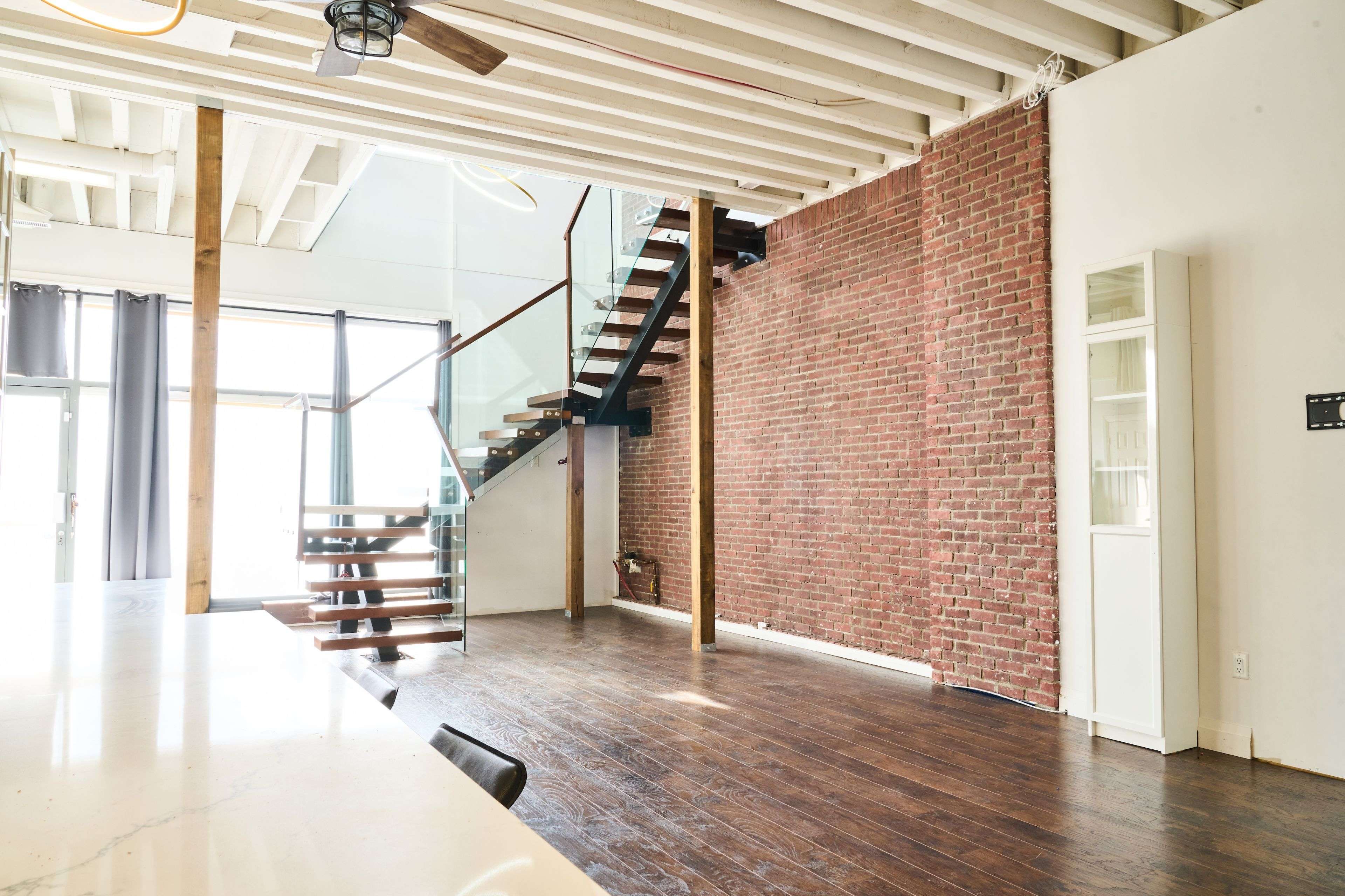 Toronto W06, ON M8V 2E8,300 New Toronto ST #Unit 28