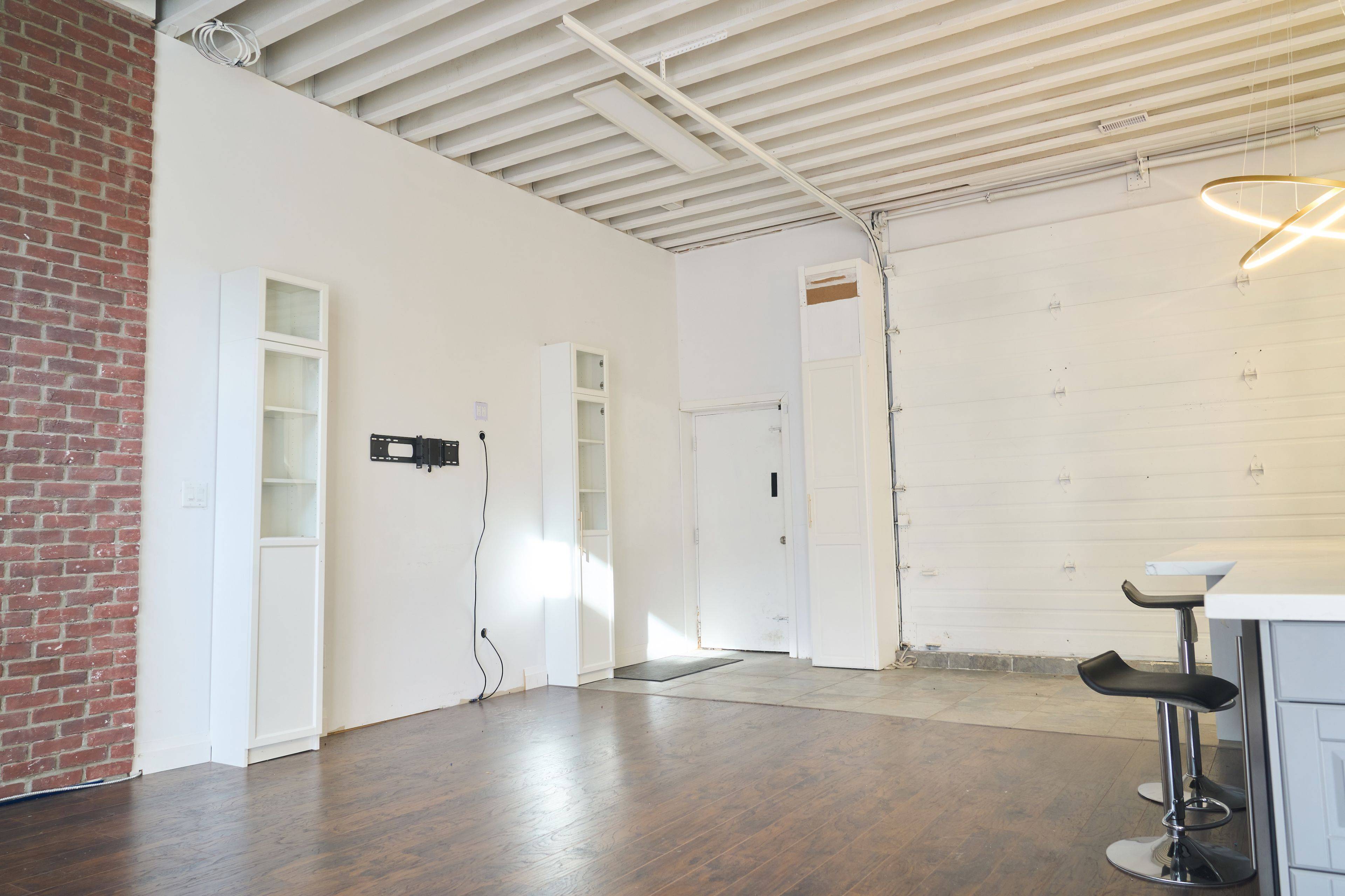 Toronto W06, ON M8V 2E8,300 New Toronto ST #Unit 28