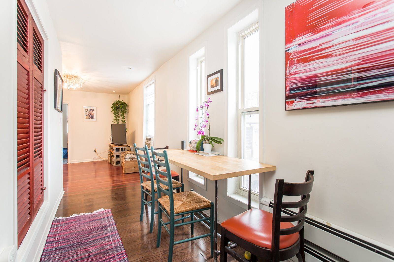 Toronto W02, ON M6P 1N1,22 Brad ST ##1