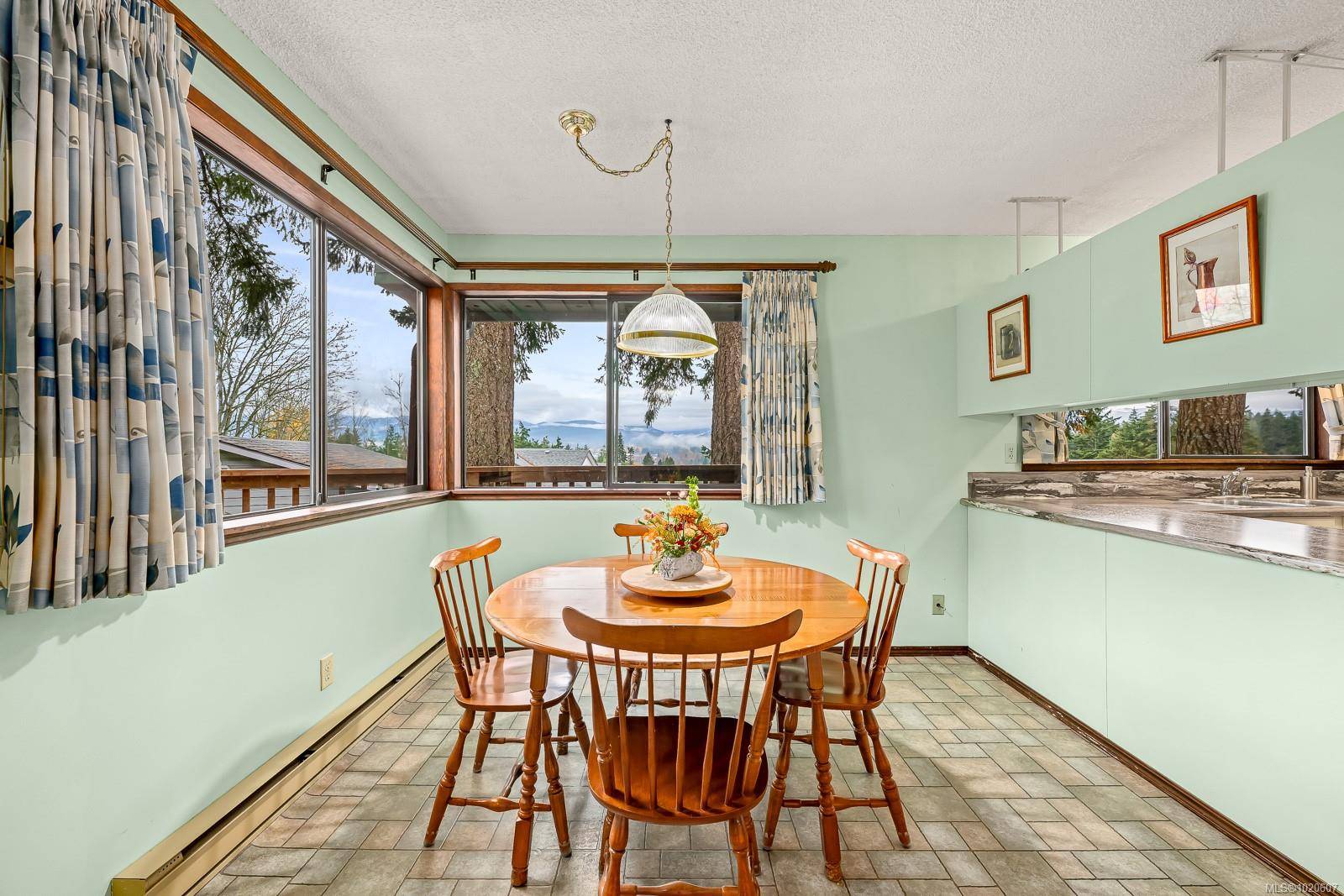 Courtenay, BC V9N 6Y7,401 Panorama Cres