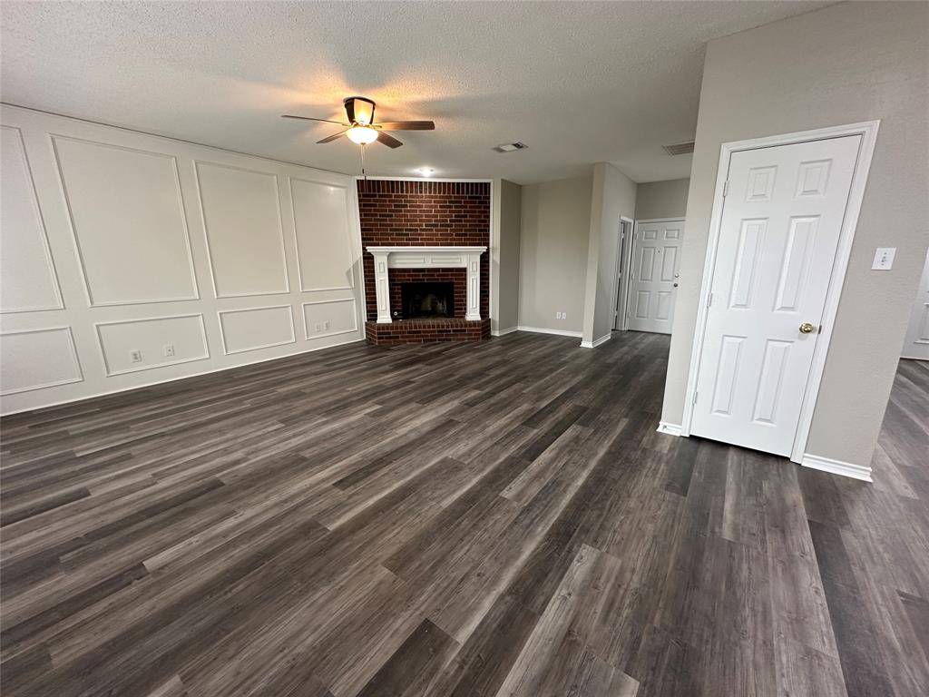 Mesquite, TX 75181,2129 San Simeon Drive