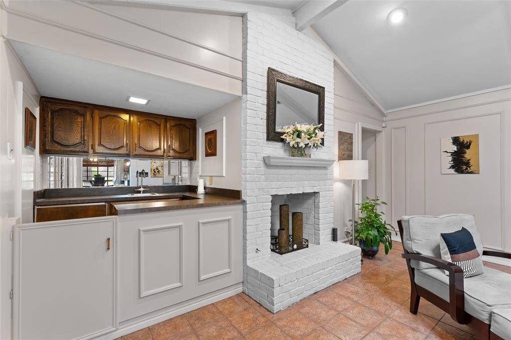 Desoto, TX 75115,649 The Meadows Parkway