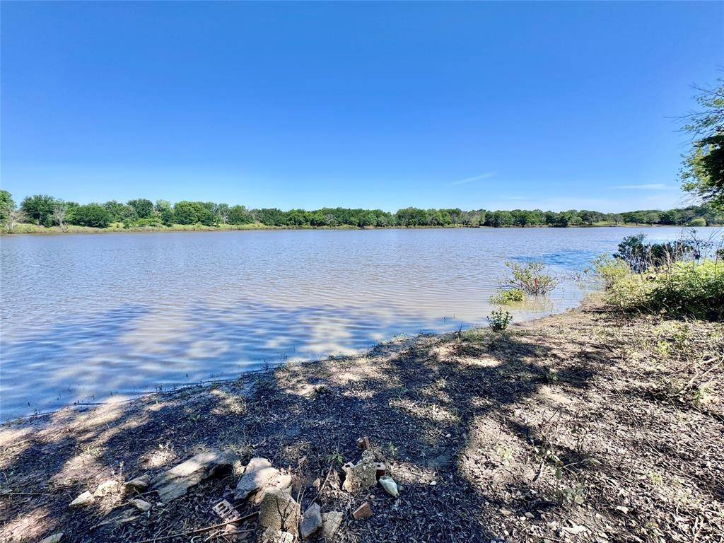 Valley View, TX 76272,207 Wilson Road