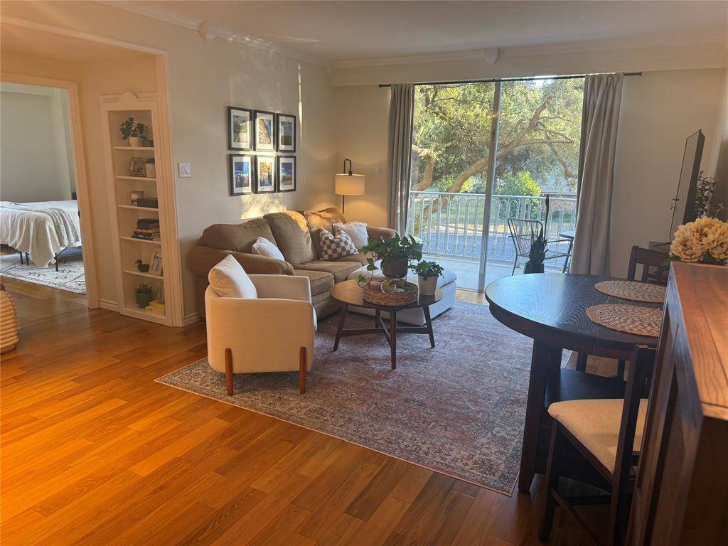 Waco, TX 76710,4924 Cobbs Drive #2E