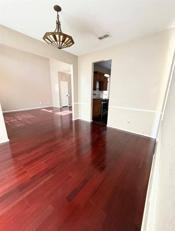 Arlington, TX 76016,7108 Royal Gate Drive