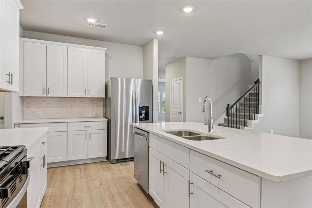 Farmersville, TX 75442,4010 Joe Pool Drive