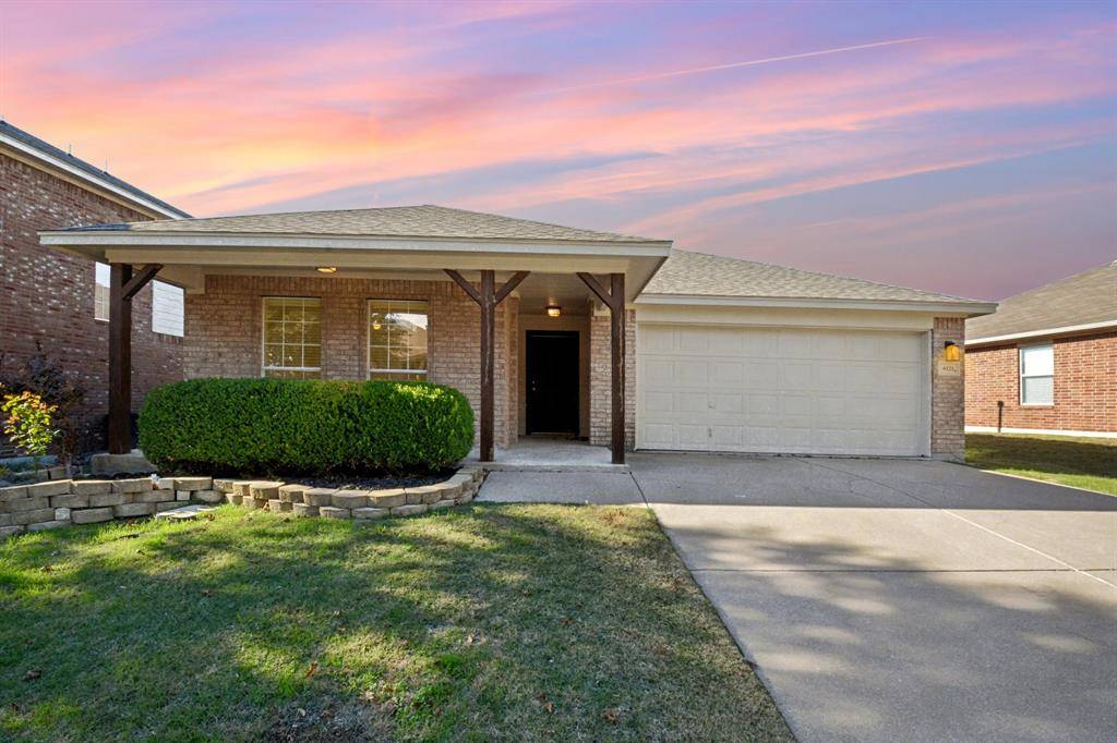 Fort Worth, TX 76179,6121 Bowfin Drive