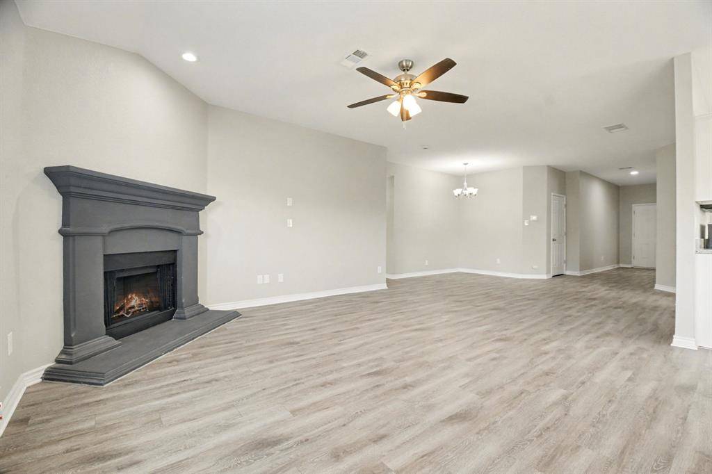 Fort Worth, TX 76179,6121 Bowfin Drive