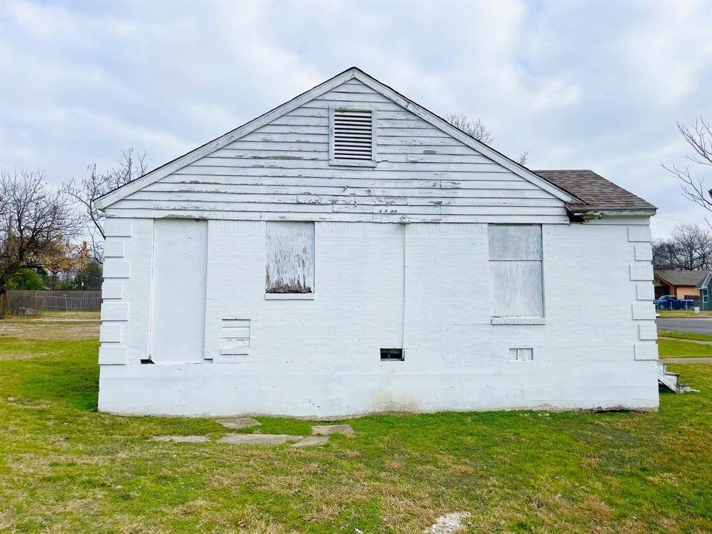 Dallas, TX 75216,2027 Lamont Avenue