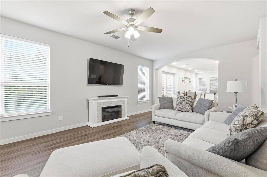 Forney, TX 75126,5582 Yarborough Drive