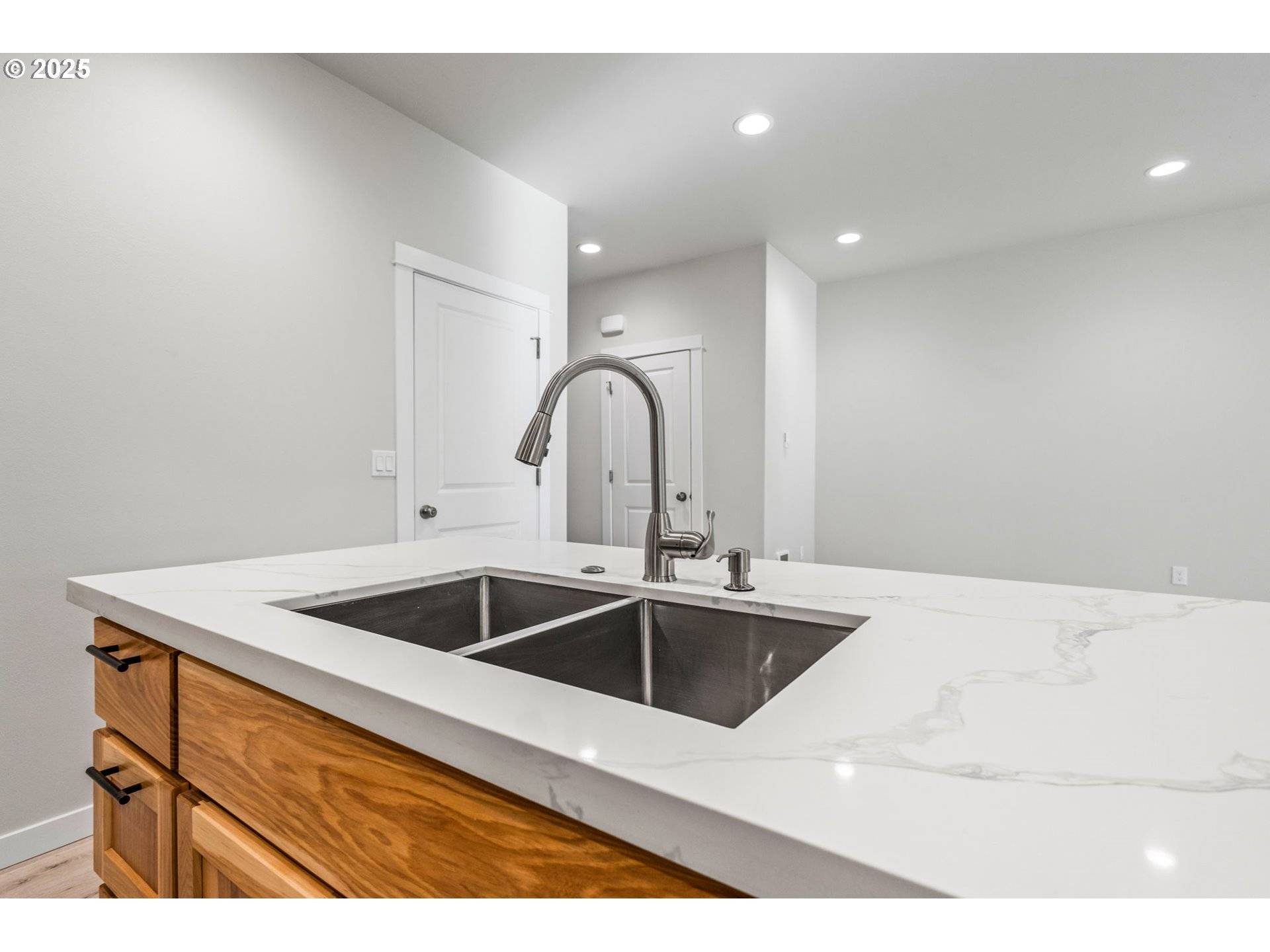 Sweet Home, OR 97386,3619 GREEN RIVER RD