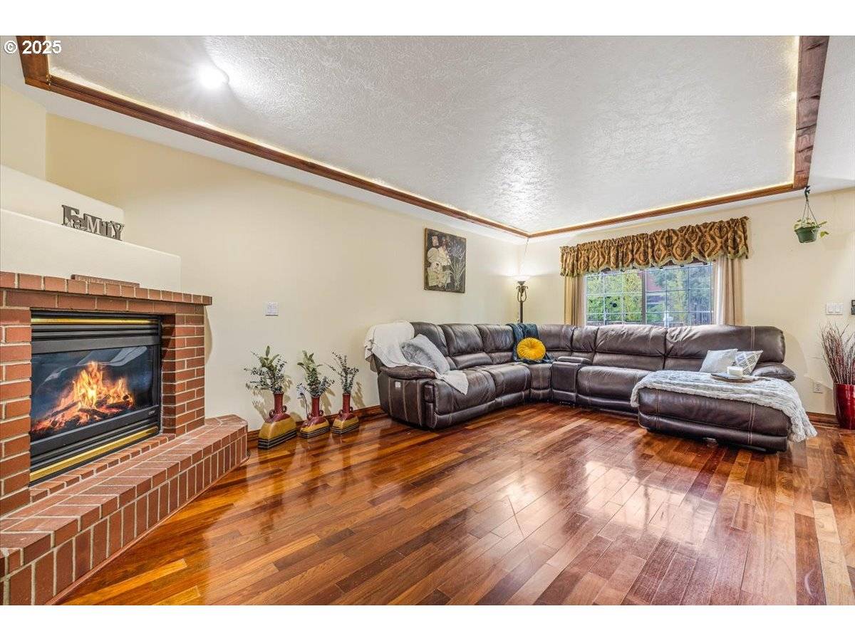 Portland, OR 97218,4738 NE 48TH PL