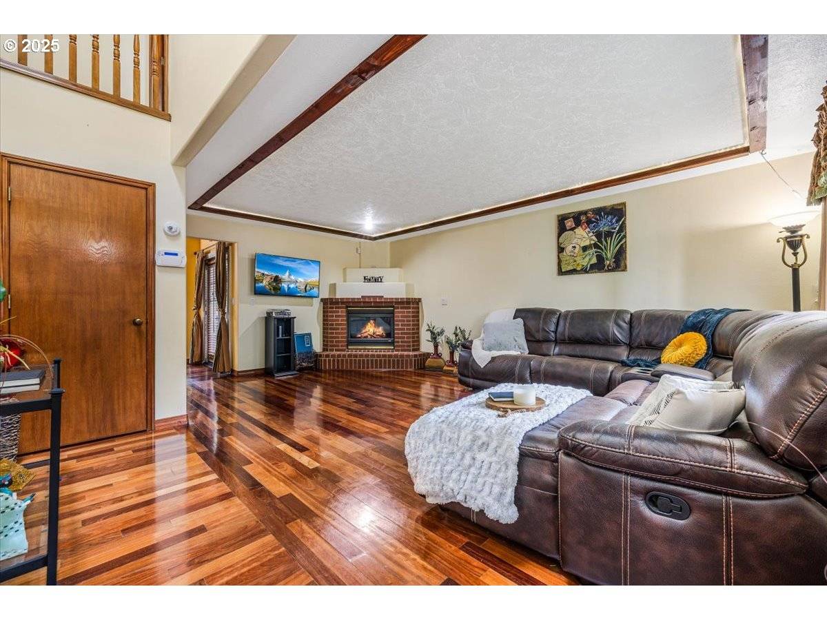 Portland, OR 97218,4738 NE 48TH PL