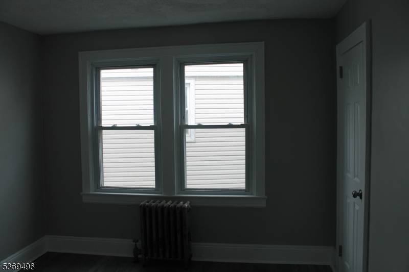 Carteret Boro, NJ 07008,67 Edgar St #1