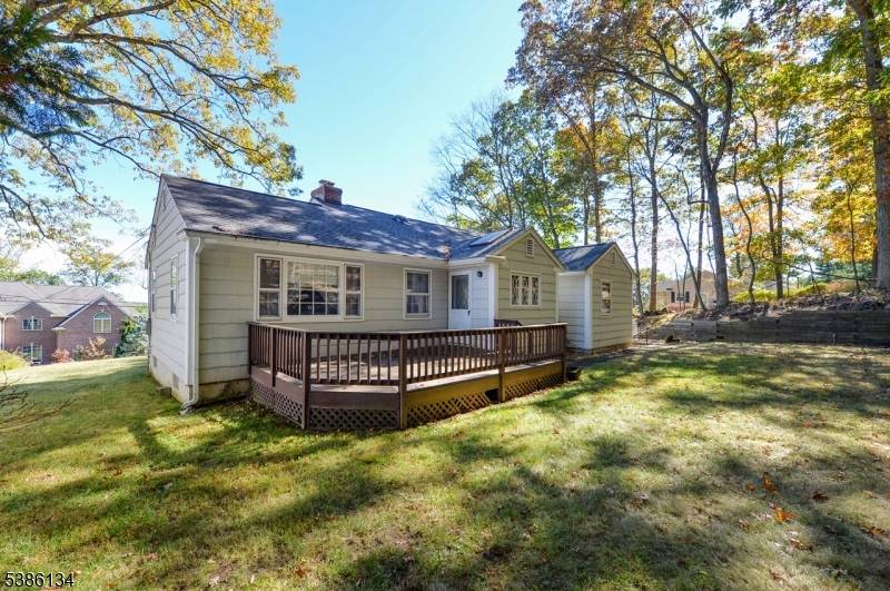 North Haledon Boro, NJ 07508,207 Degray St