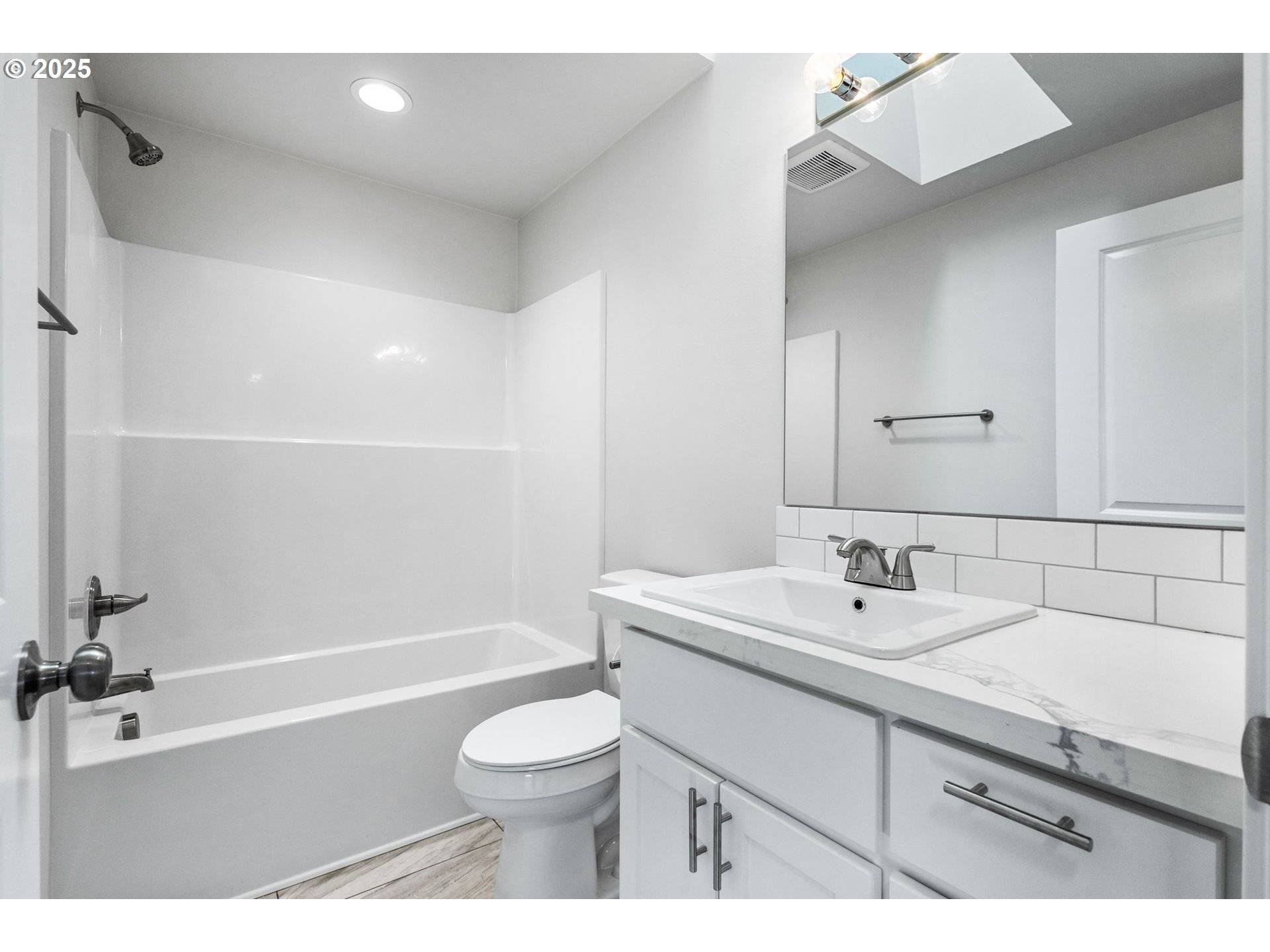 Sweet Home, OR 97386,3623 GREEN RIVER RD