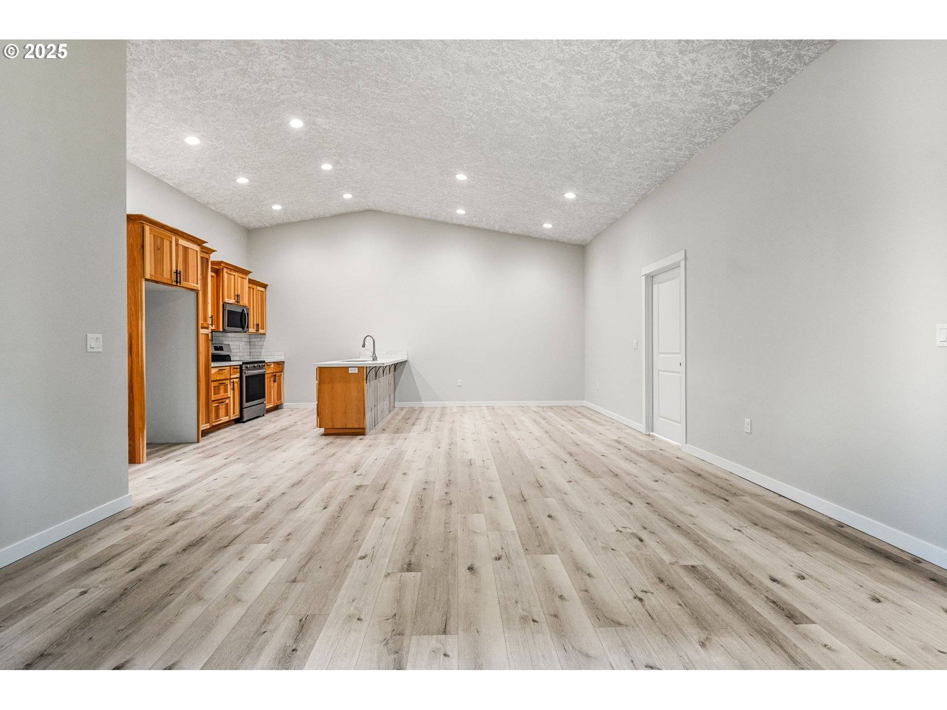 Sweet Home, OR 97386,3631 GREEN RIVER RD