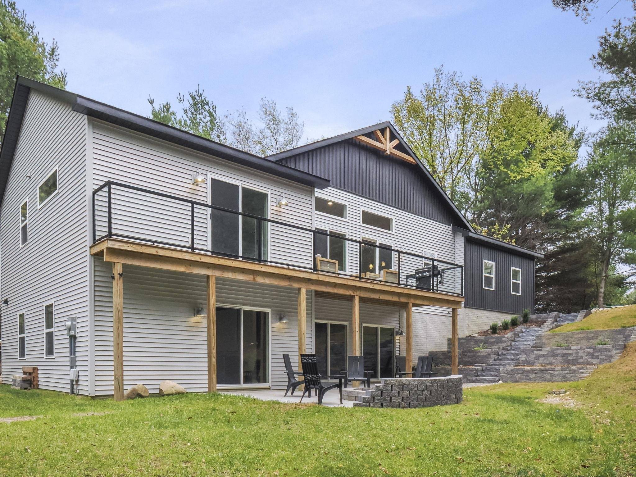 Williamsburg, MI 49690,9931 Cushman CT