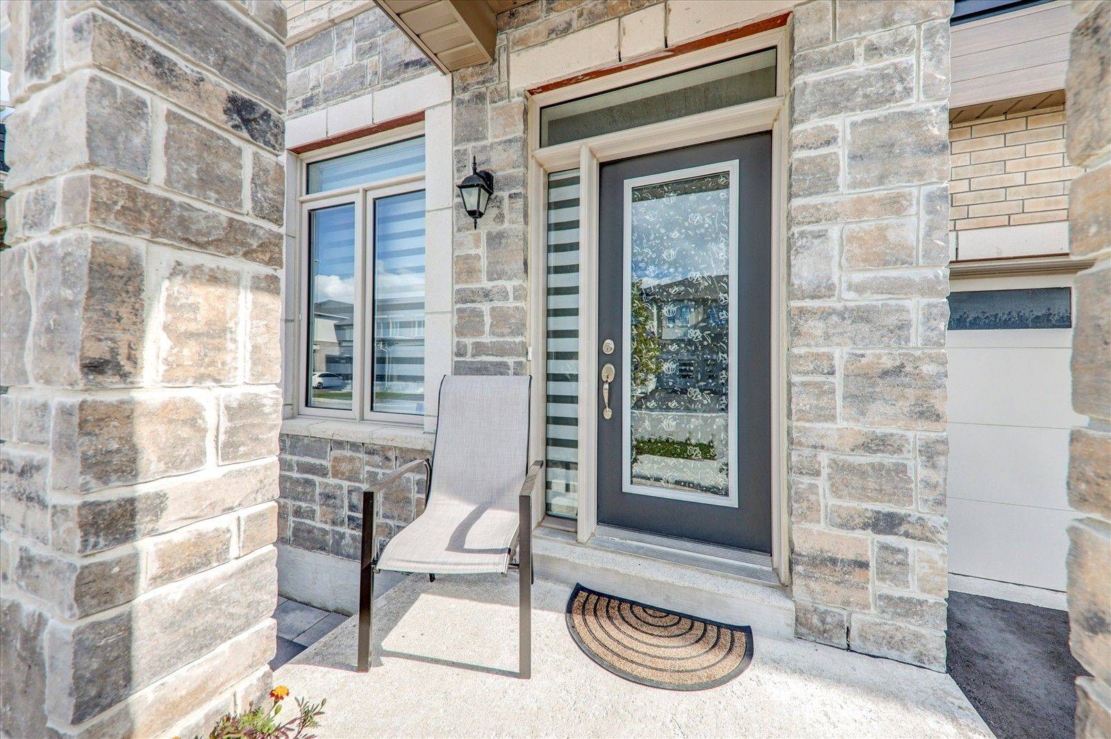 Pickering, ON L1X 0L7,1097 Cameo ST