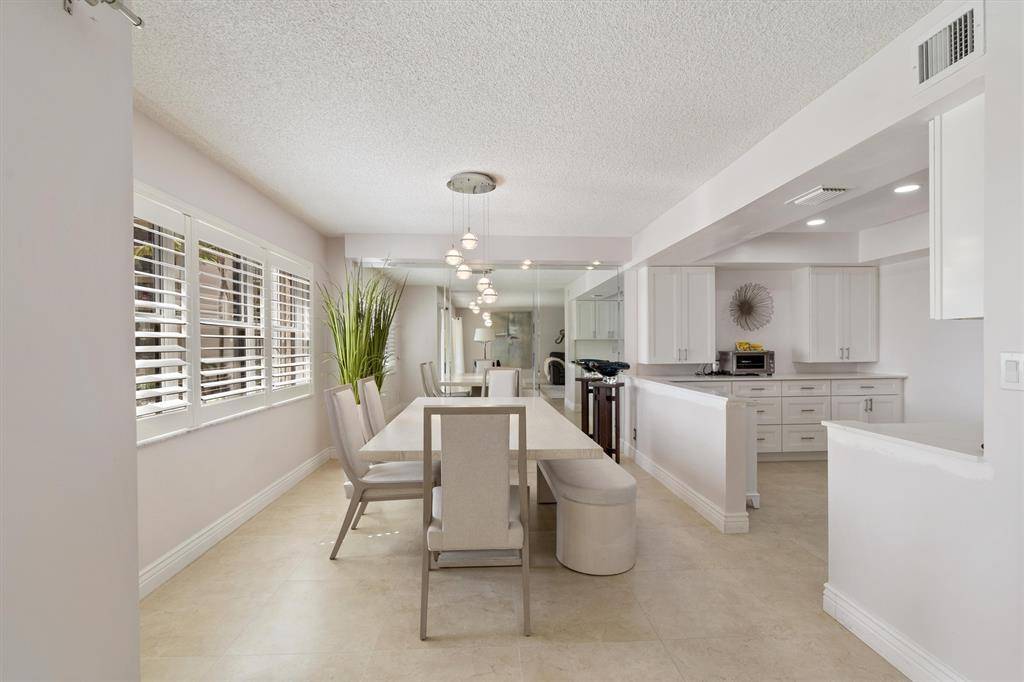 Lauderdale By The Sea, FL 33308,5100 N Ocean #317
