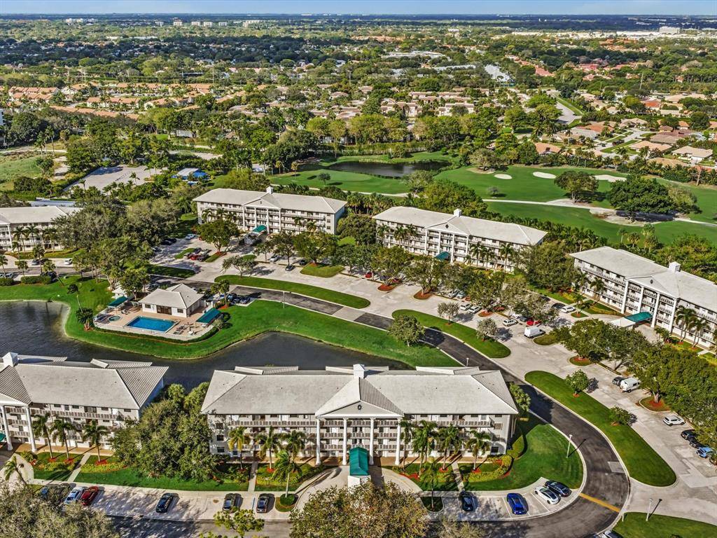 Boca Raton, FL 33433,6049 Balboa Cir #406