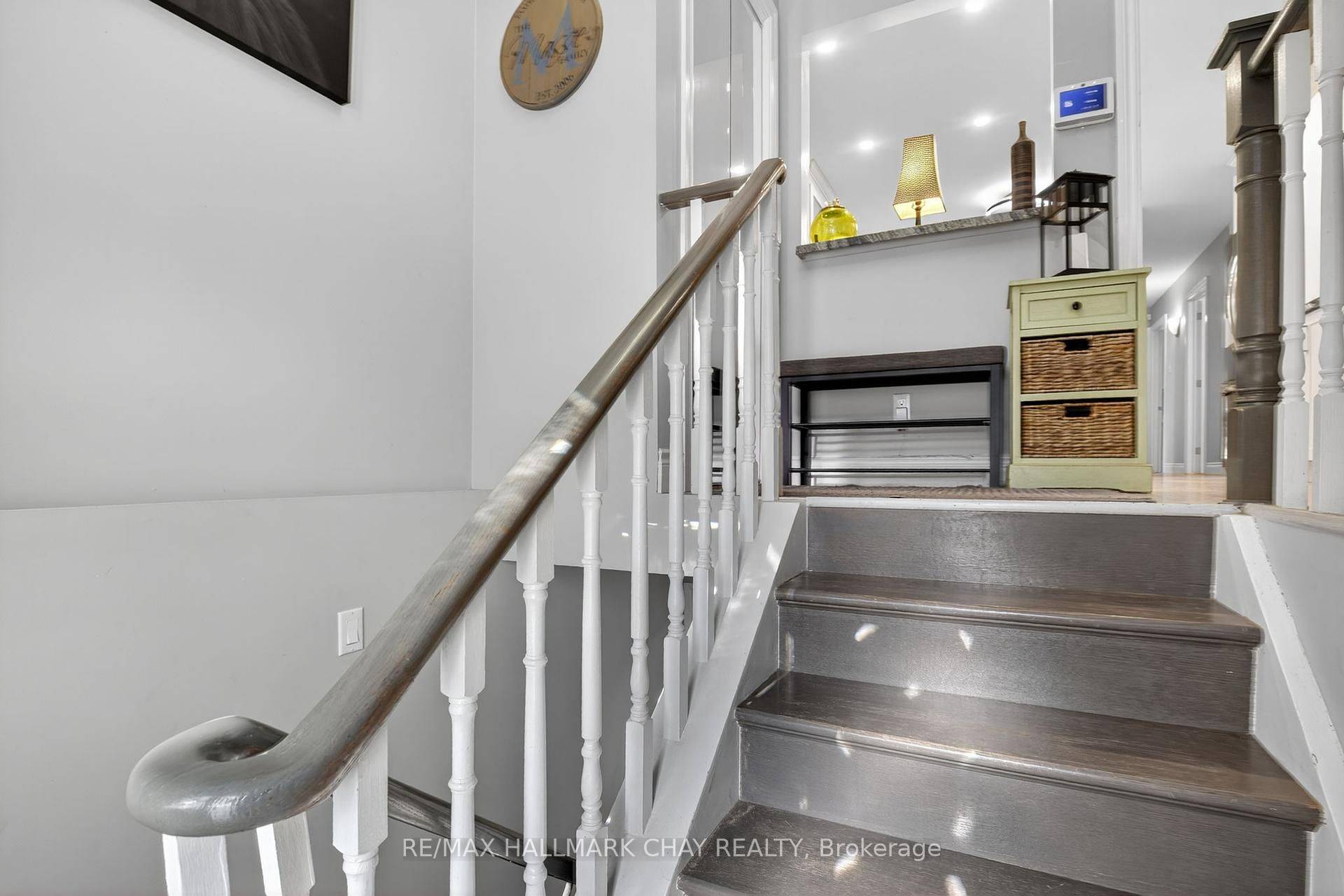 Barrie, ON L4N 1S5,155 Maple AVE