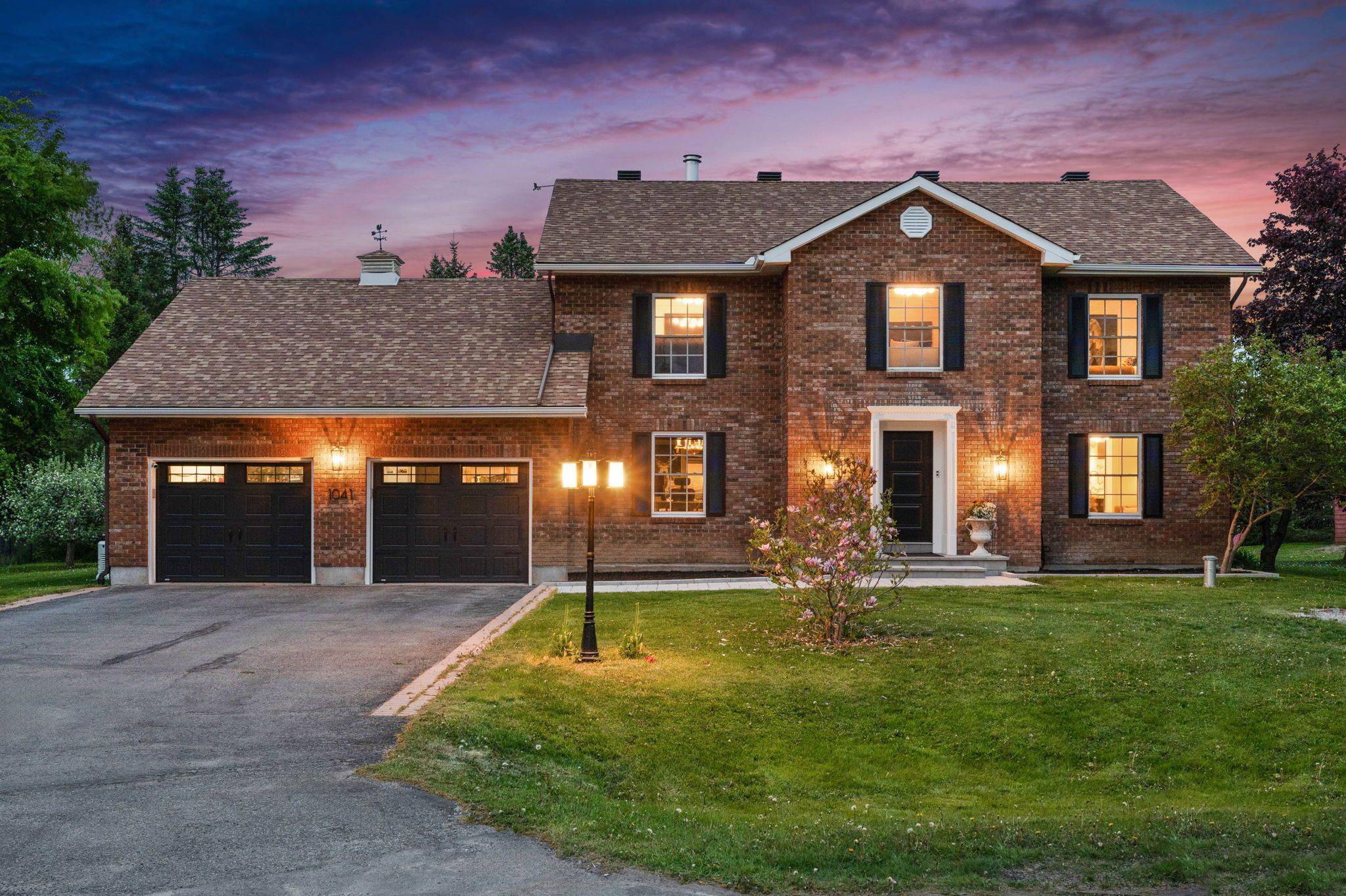 Manotick - Kars - Rideau Twp And Area, ON K4M 1J2,1041 Brandywine CT