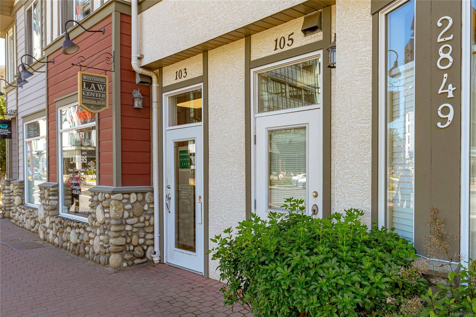 Langford, BC V9B 3V5,2849 Peatt Rd #103