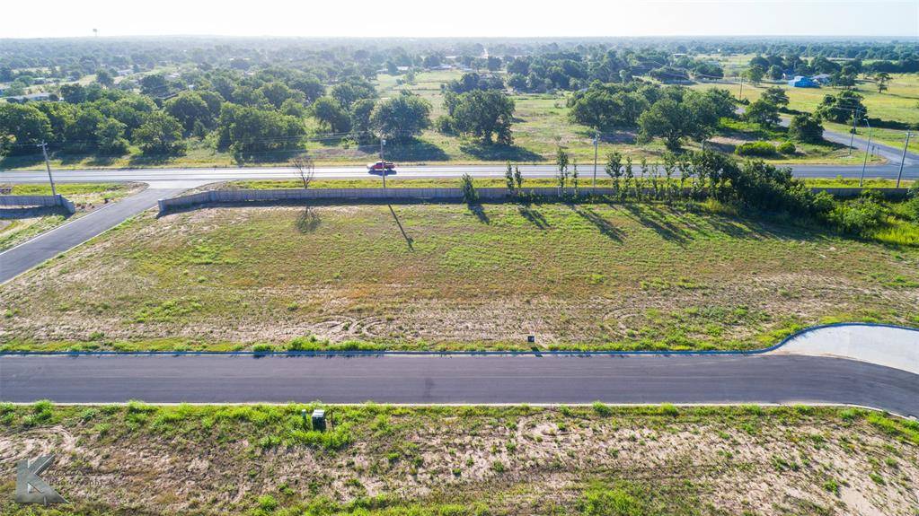 803 Whispering Oaks Drive, Clyde, TX 79510