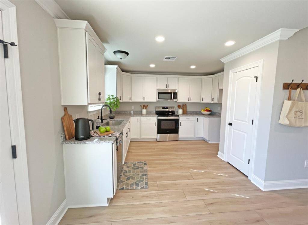 Shreveport, LA 71107,6583 Blanchard Lake Drive