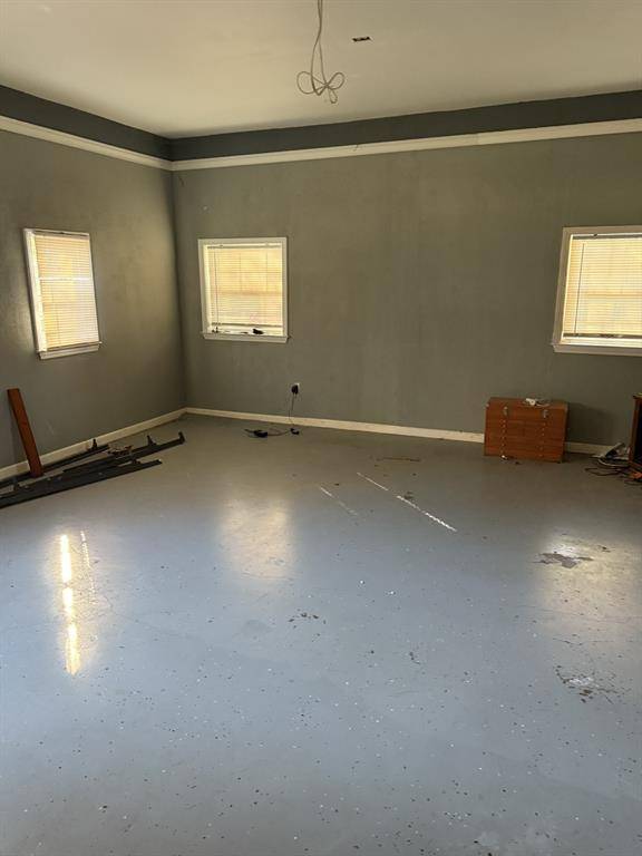 Paris, TX 75460,3236 W KAUFMAN