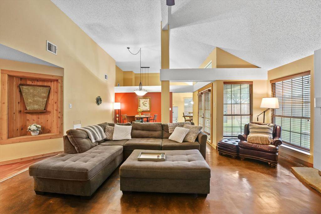 Rowlett, TX 75089,8114 Azzurra Drive