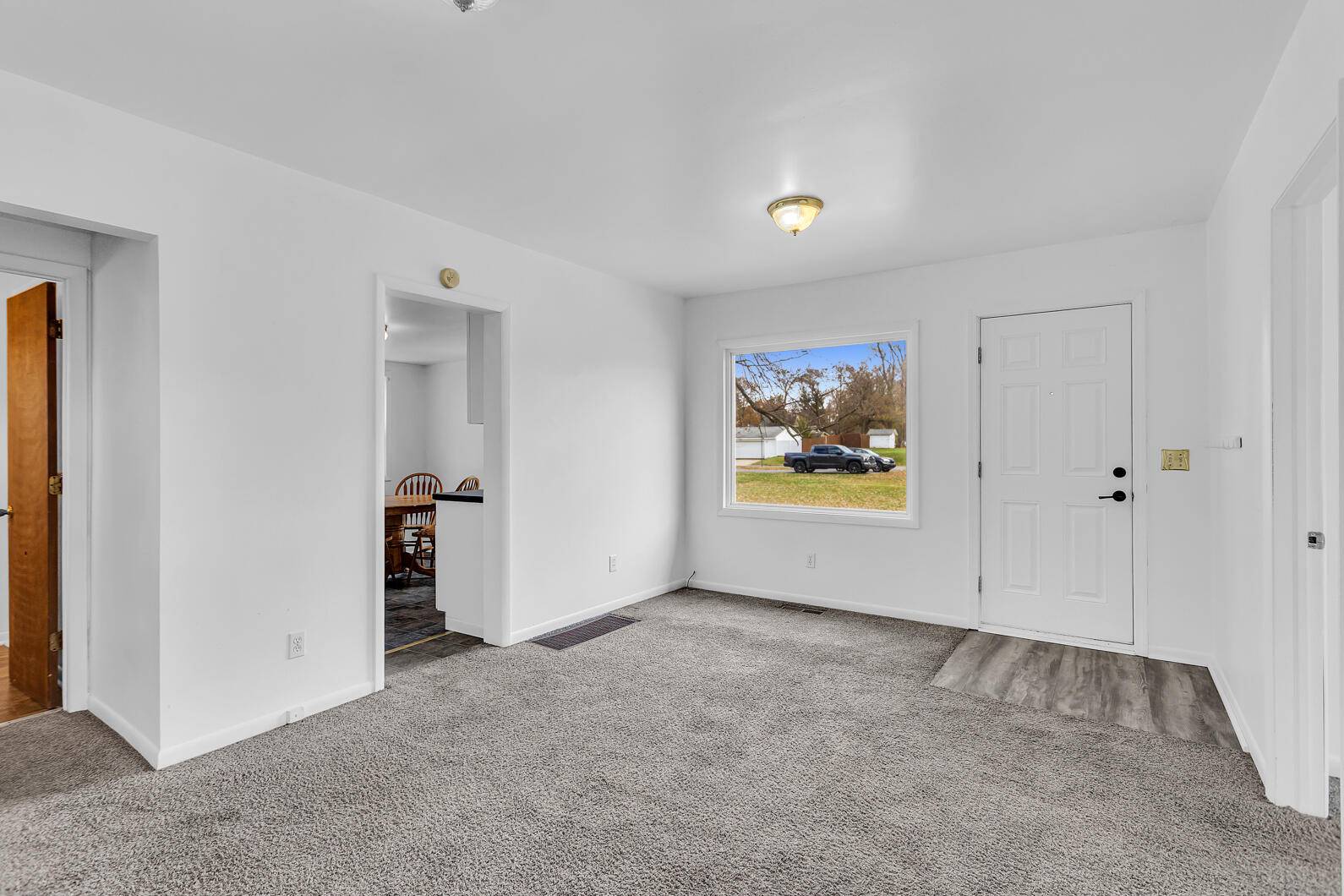 Jackson, MI 49203,230 W Prospect ST