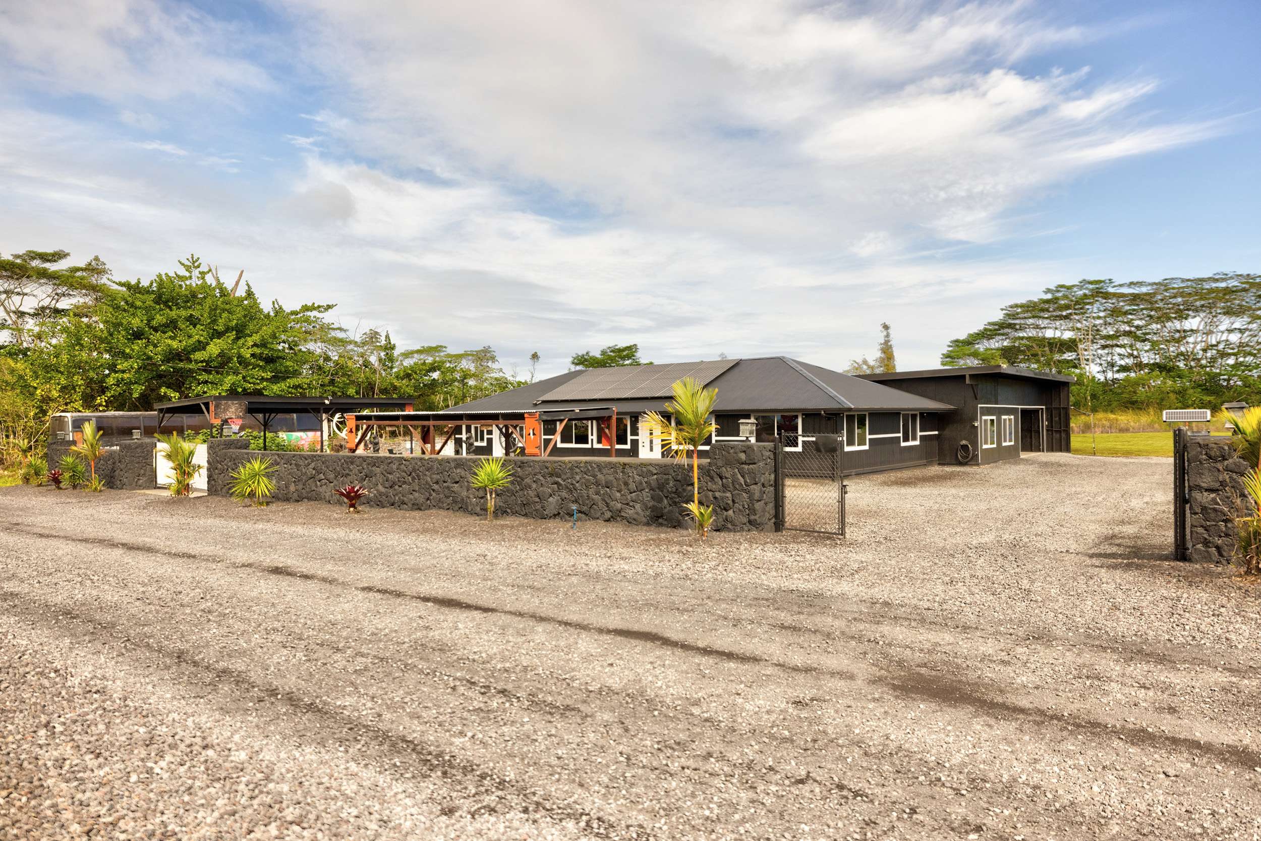 Keaau, HI 96749,15-1455 13TH AVE