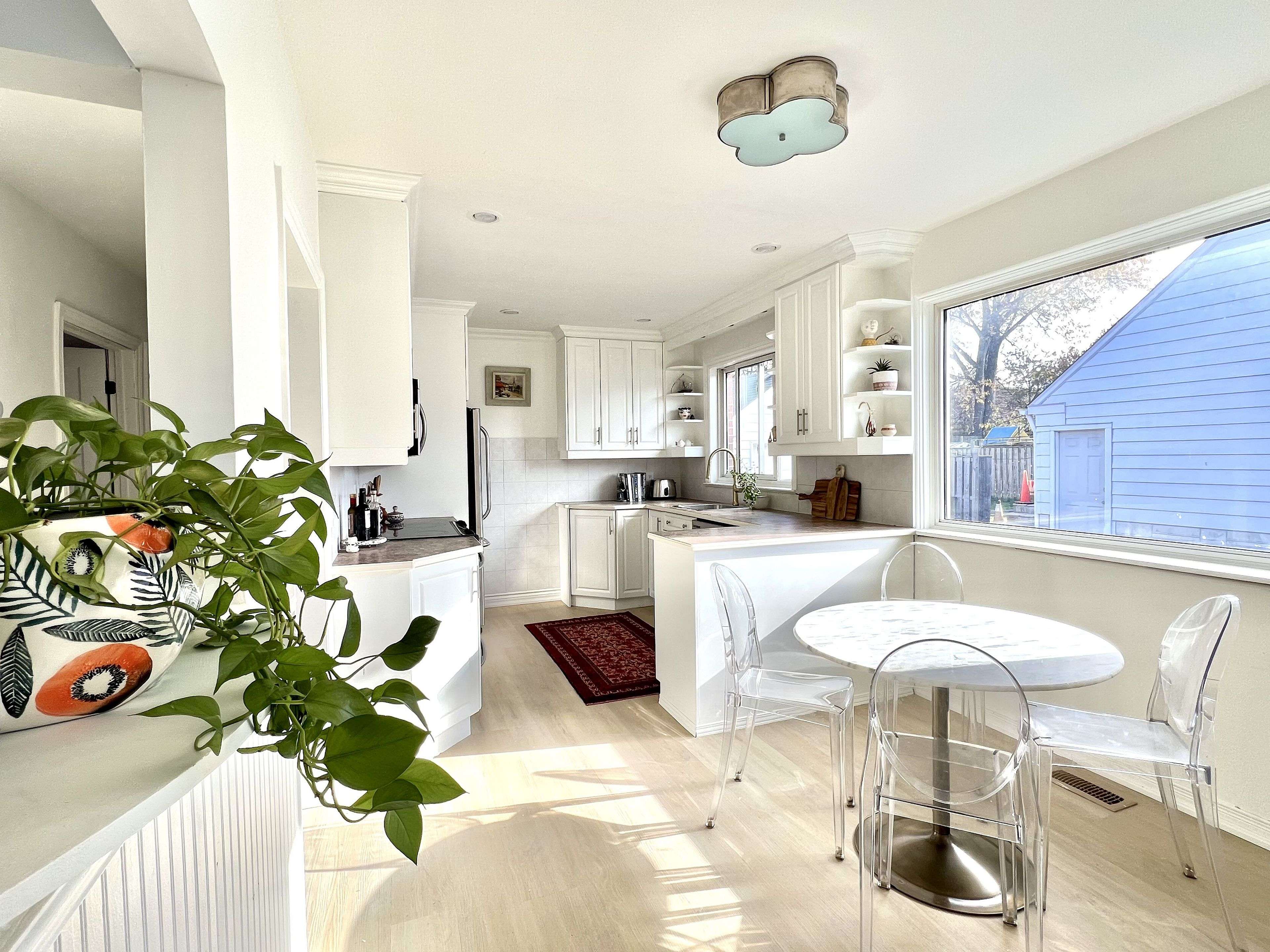 Toronto E04, ON M1K 3C5,67 Brenda CRES W #Main Floor