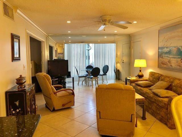 Fort Lauderdale, FL 33308,6435 Bay Club Dr #2