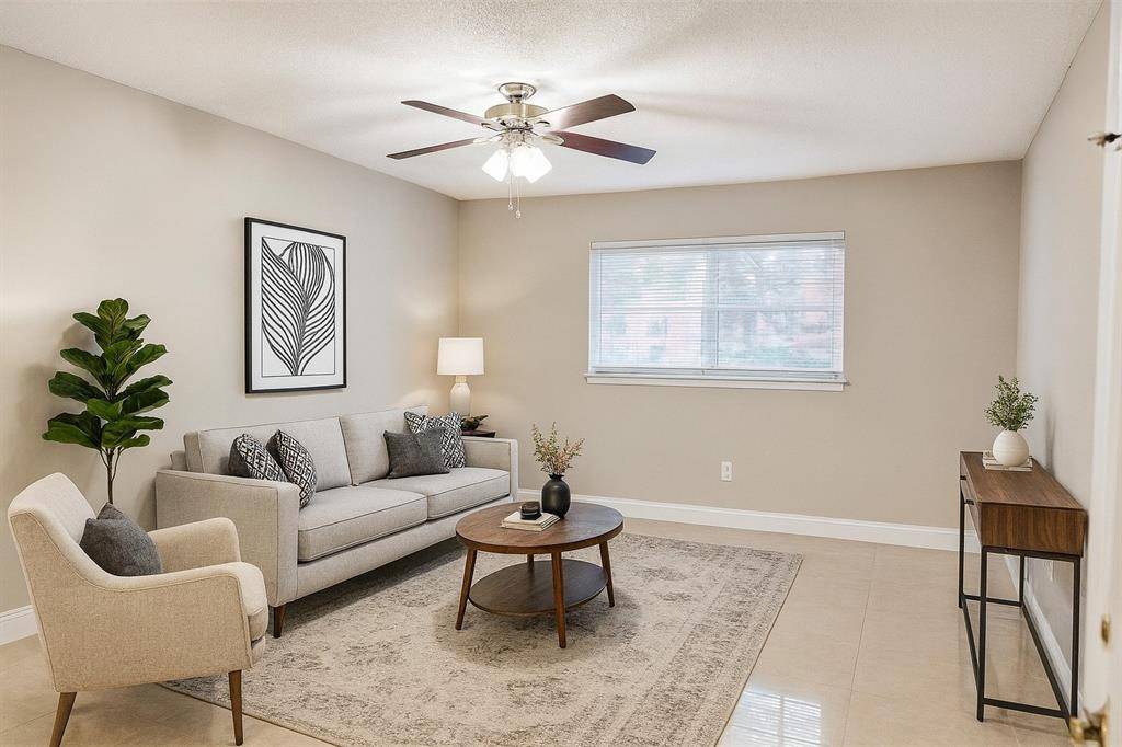 Hollywood, FL 33021,3600 N 56th Ave #105