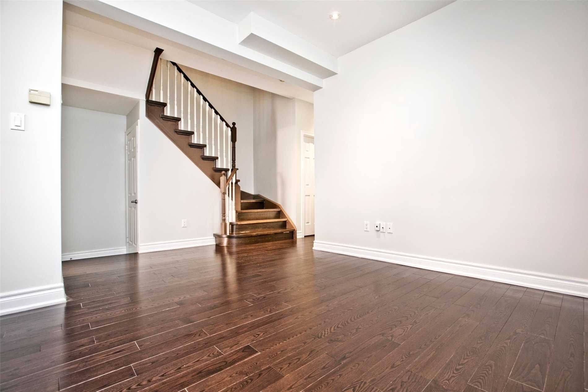 Richmond Hill, ON L4S 1Z6,32 Nottingham DR