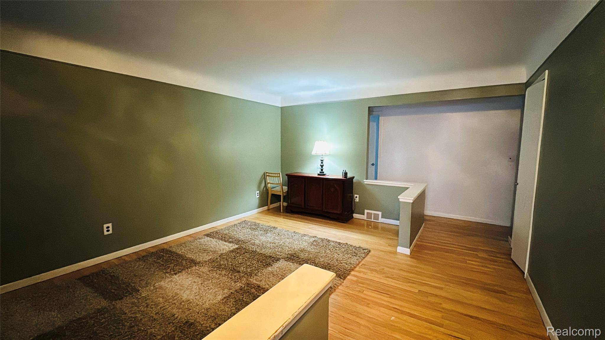 Warren, MI 48091,4867 Shell CT