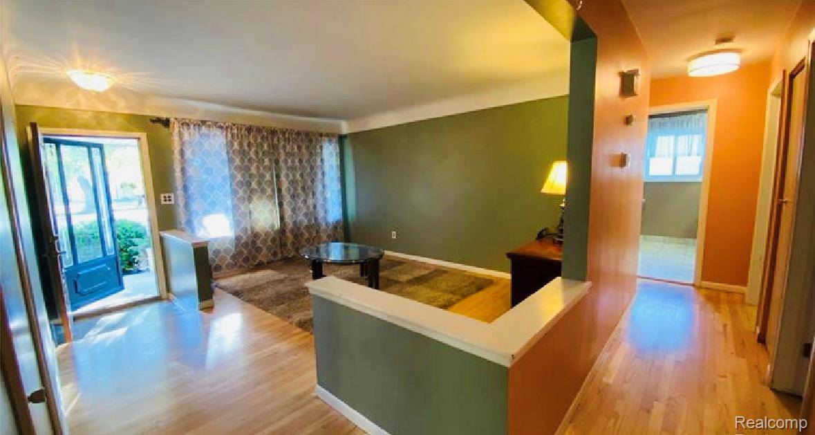 Warren, MI 48091,4867 Shell CT