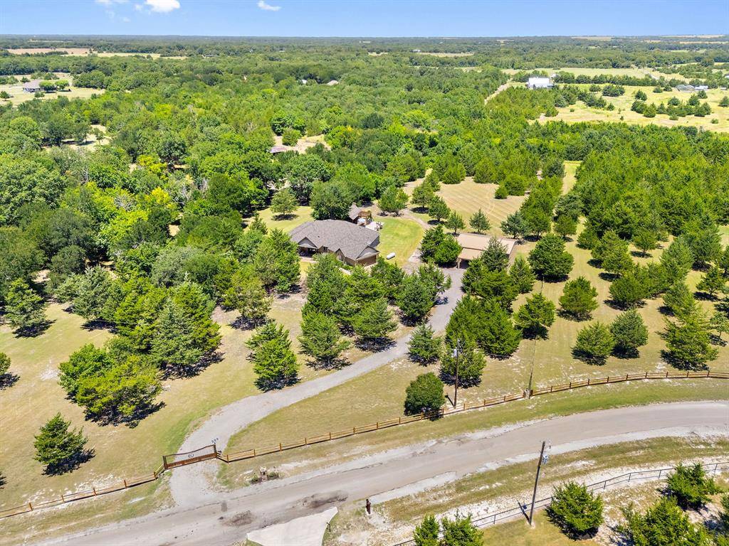 Whitewright, TX 75491,335 County Road 4524