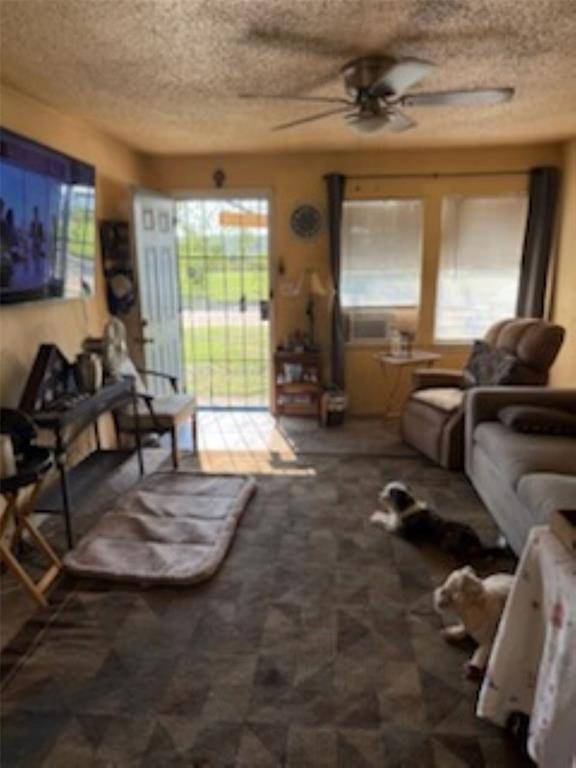 Fort Worth, TX 76110,3233 Evans Avenue