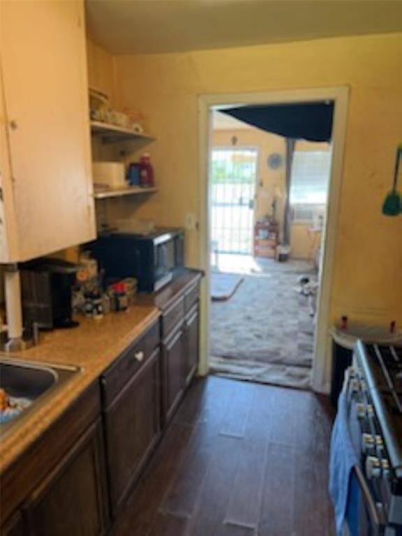 Fort Worth, TX 76110,3233 Evans Avenue