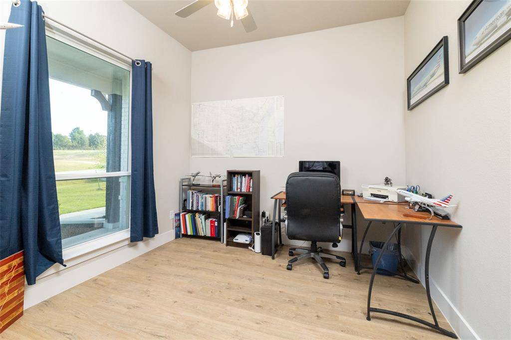 Reno, TX 76020,321 Monument Place